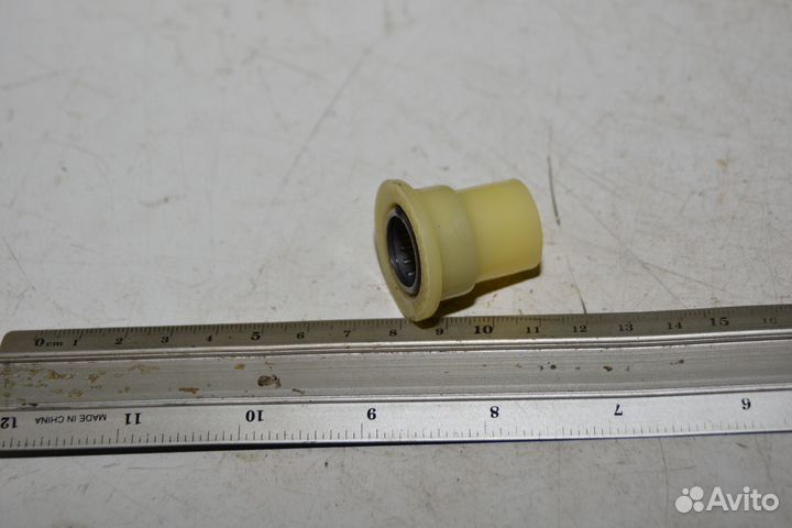 Втулка газ-24 рычага маятникового (фторопласт)