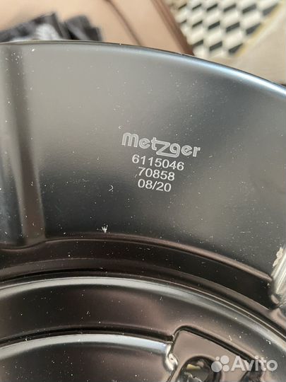 Metzger защитный колпачок тормозного диска