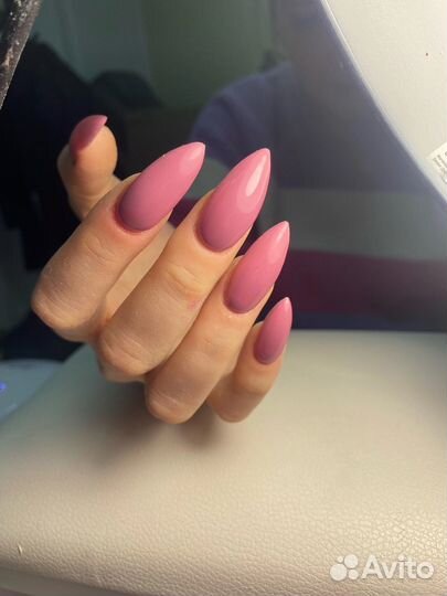 Мастер маникюра и педикюра