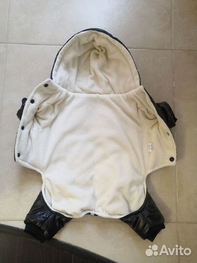 Зимний комбинезон для маленькой собаки