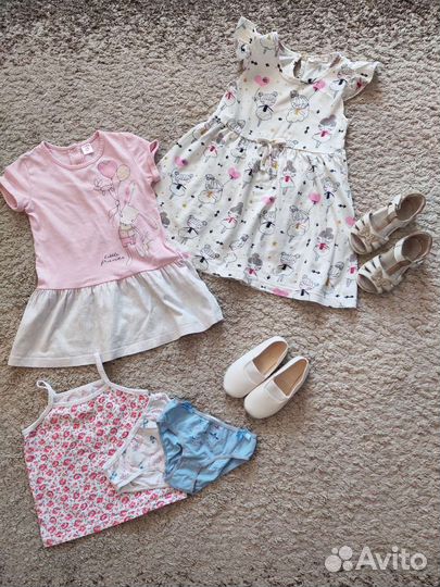 Пакет одежды и обуви на девочку