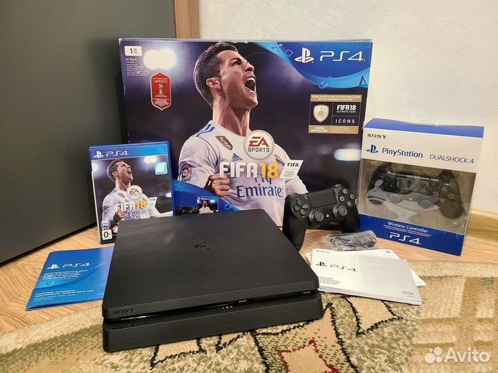Sony Playstation 4 1000гб (1тб) +2 геймпада+Fifa