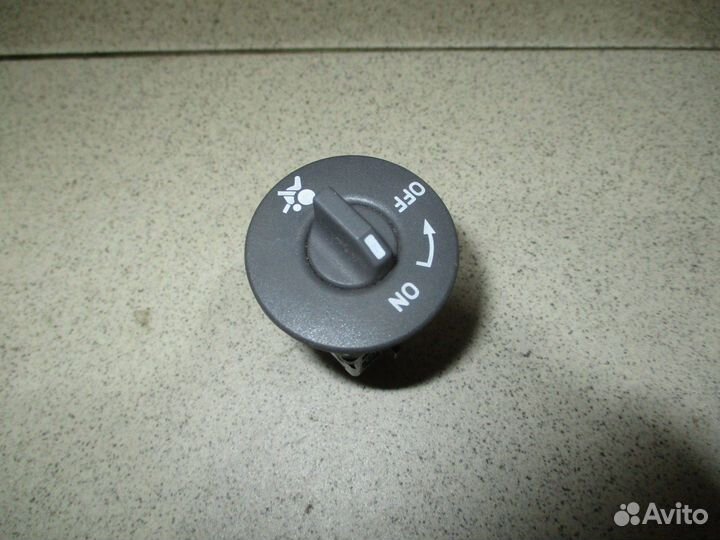 Выключатель Renault Megane III 2008-2016
