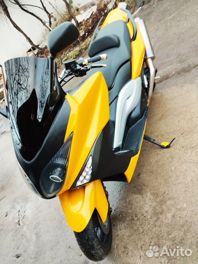 Продам Yamaha T-MAX 500 2009