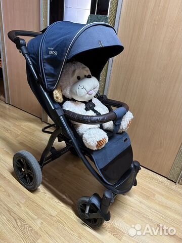 Прогулочная коляска bubago cross