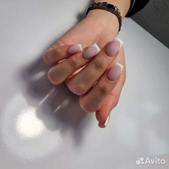 Комбинированный маникюр, педикюр