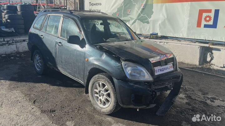 Накладка стекла заднего правого Chery Tiggo T11 T116203220