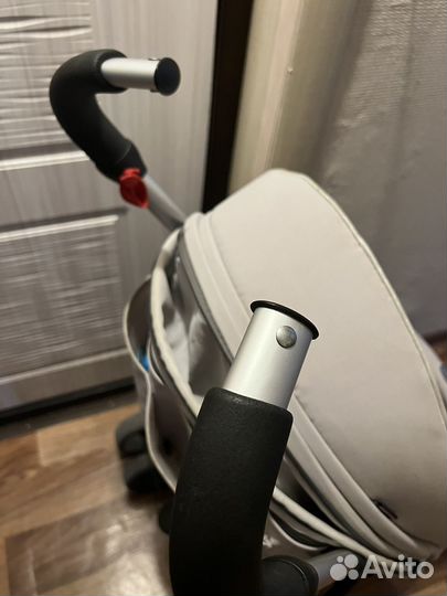 Прогулочная коляска chicco