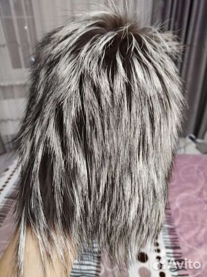 Шапка женская вязаная из лисы