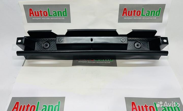 Усилитель переднего бампера средний Vesta