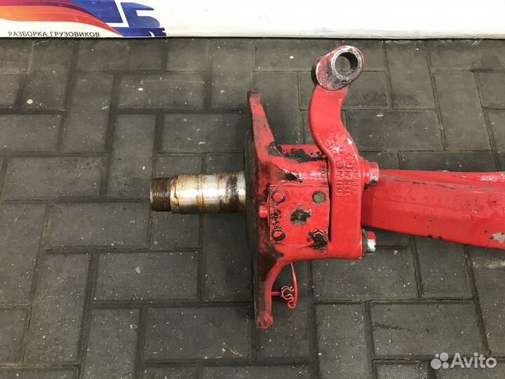 Кулак поворотный левый Daf XF105