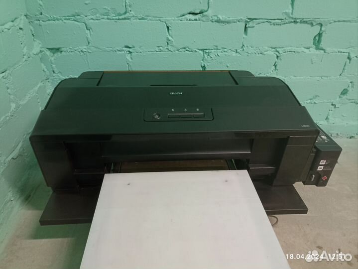 Планшетный принтер Epson L1800
