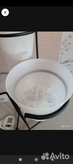 Подставка для цветов металлическая