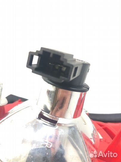 Фонарь крышки багажника (внутренний) задний правый