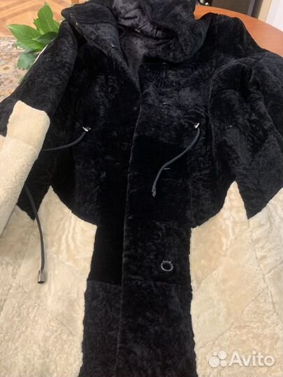 Полушубок из овчины с капюшоном