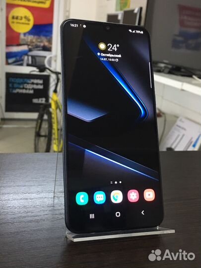 Samsung Galaxy A50, 4/64 ГБ