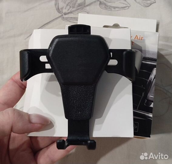 Держатель для телефона в машину