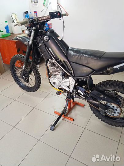 Yamaha xg 250 tricker