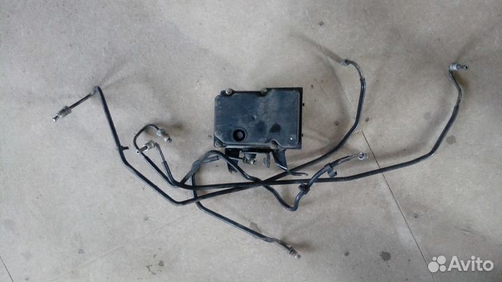 BMW F800S 2006 блок ABS с трубками