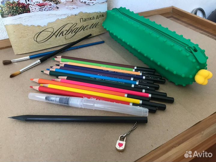 Набор для рисования бумага карандаши пенал