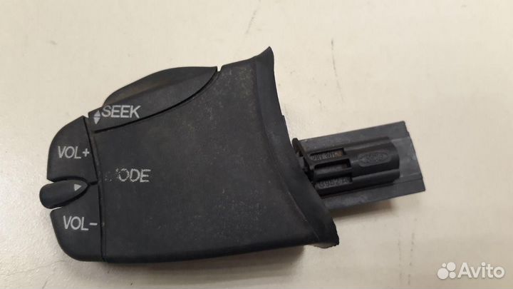 Переключатель подрулевой управления магнитолой