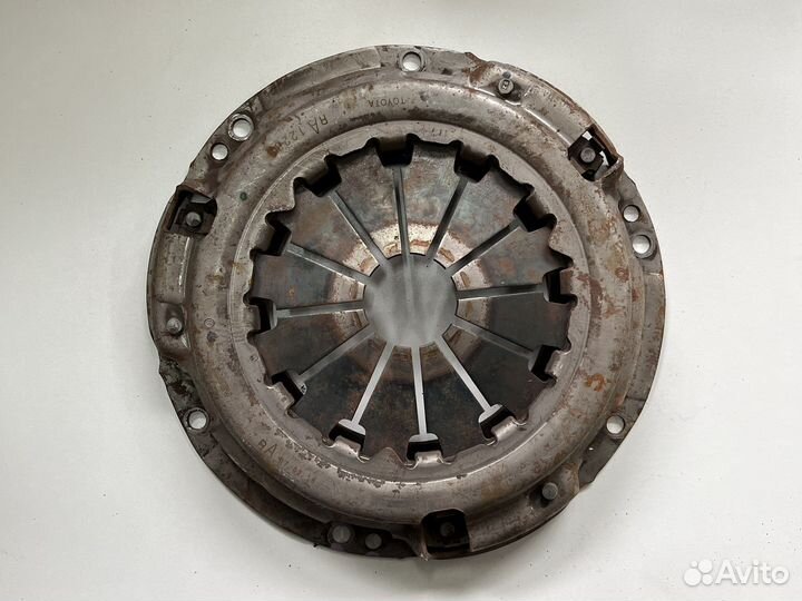 Корзина сцепления Toyota Corolla 150 б/у