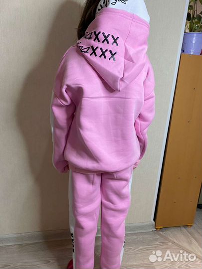 Костюм спортивный