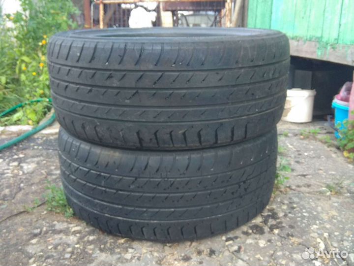 Triangle Sports TH201 225/45 R18