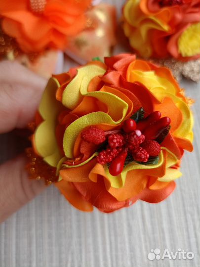 Осенние резинки и заколки для волос