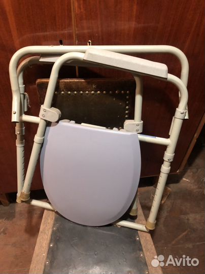 Кресло туалет для пожилых