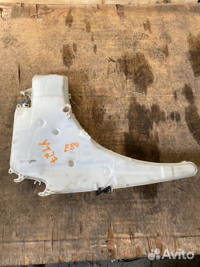 Бачок стеклоомывателя BMW E81 E87 E91 E84