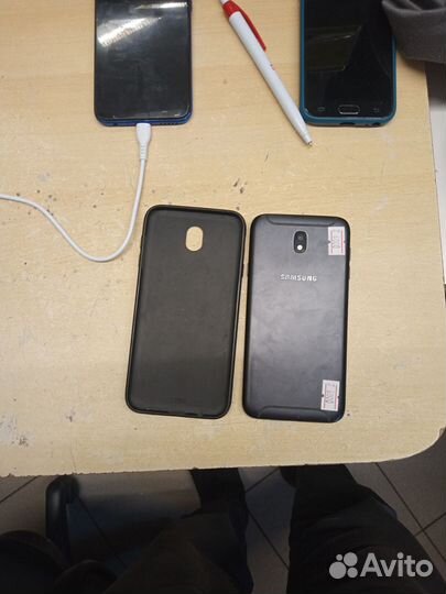 Телефон Samsung galaxy j7