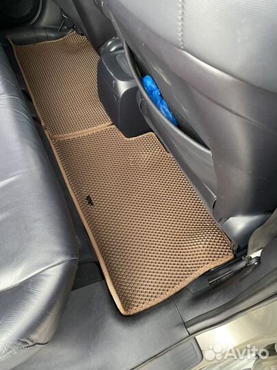 Автомобильные коврики ева в подарок подпятник + 2