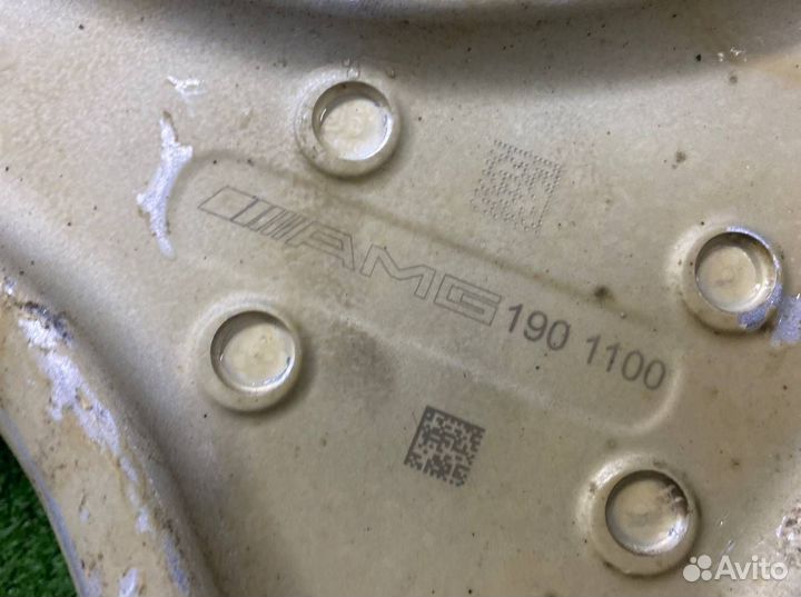 Рычаг поперечный передний левый Mercedes-Benz Amg