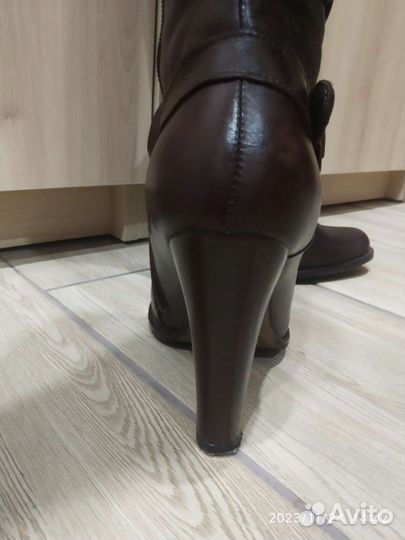 Сапоги Aragona 35-36 размер осень