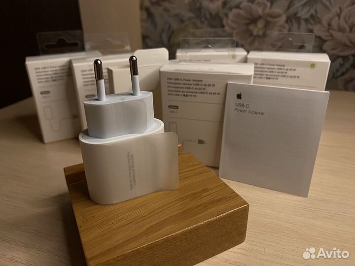 Оригинальный Зарядный Блок Apple 20W