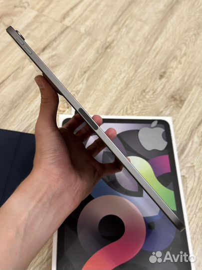 Apple iPad Air 4