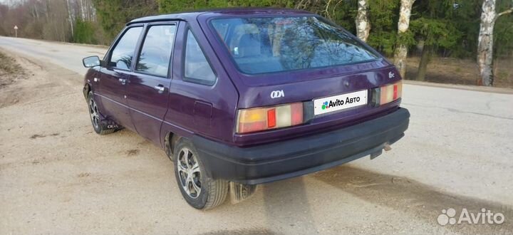 ИЖ 2126 1.6 МТ, 2004, 102 205 км