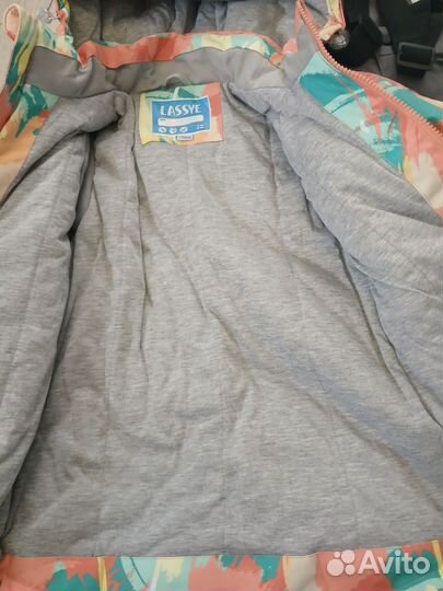 Демисезонный костюм на девочку