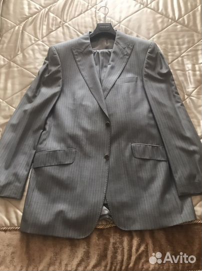 Костюм мужской новый Италия