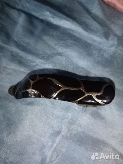 Заколки для волос