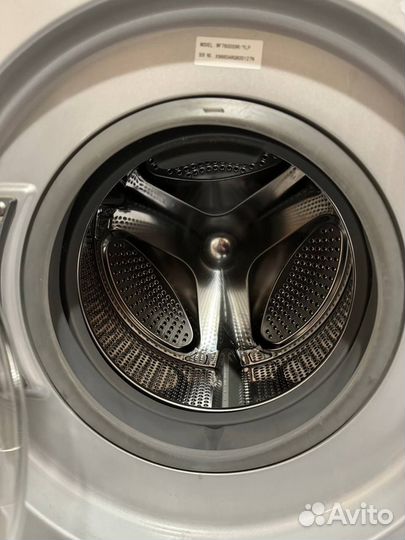 Стиральная машина Samsung wf7600s9r