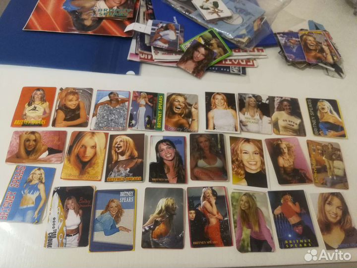 Наклейки и календарики Britney Spears
