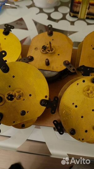 Часовой механизм для часов весна