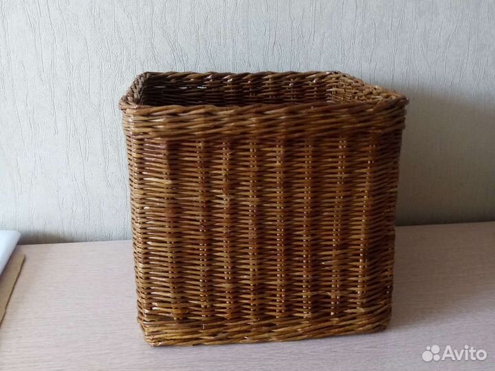 Короб, корзина плетеная