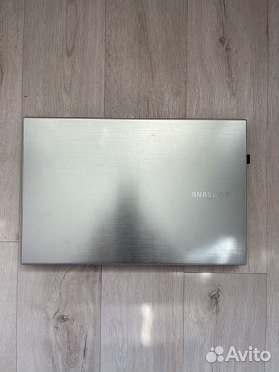 Ноутбук samsung