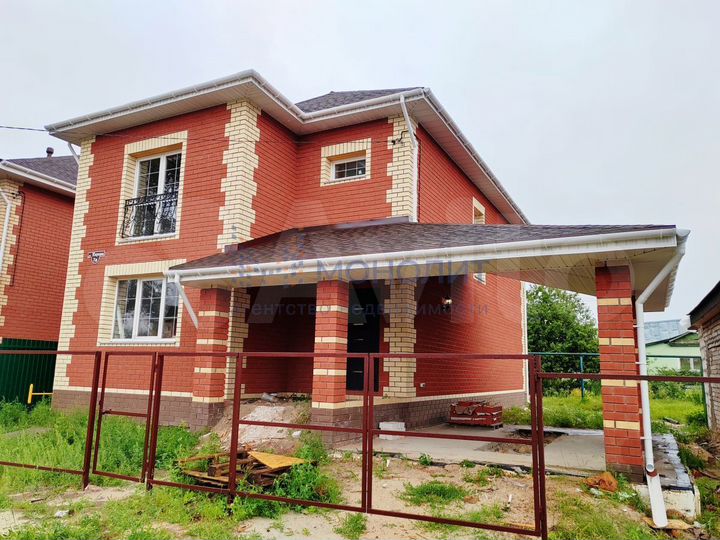 Дом 160 м² на участке 5 сот.