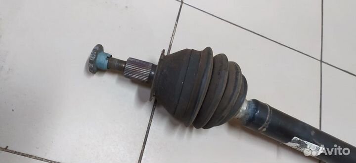 Полуось передняя правая для Volkswagen Polo V