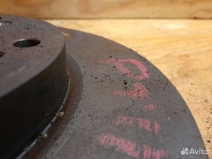 Диск тормозной передний Honda Stepwgn RG4 K24A