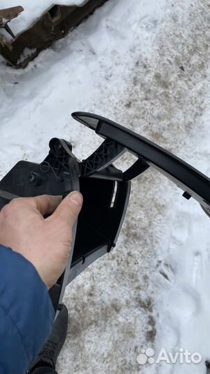 Верхний бордачек в панель УАЗ патриот (профи)